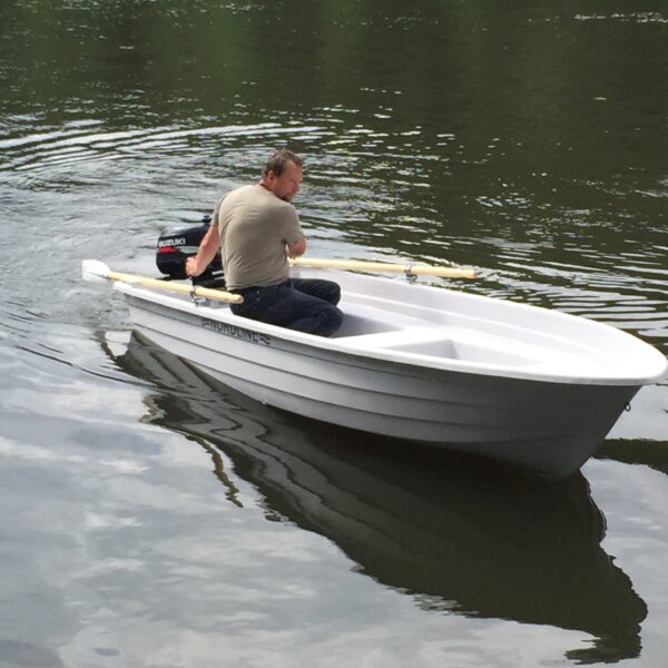 Mootorpaat Nordline 40 aerutamiseks Mootorpaat Nordline 40 aerutamiseks