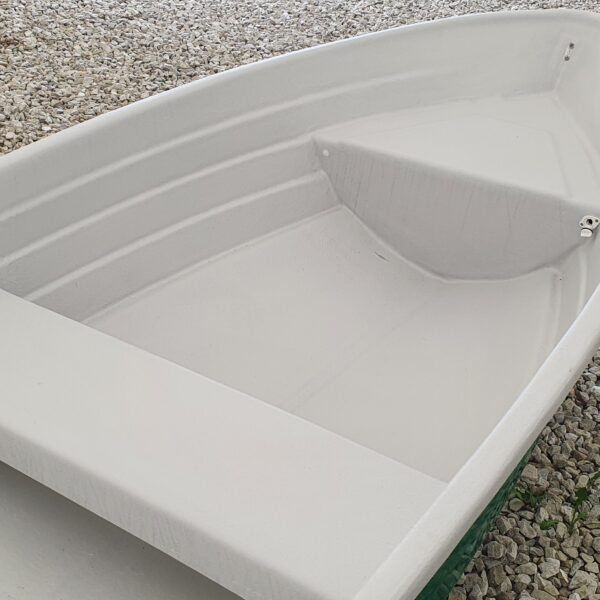 Mootorpaat Nordline 40 plastpaat Mootorpaat Nordline 40 plastpaat