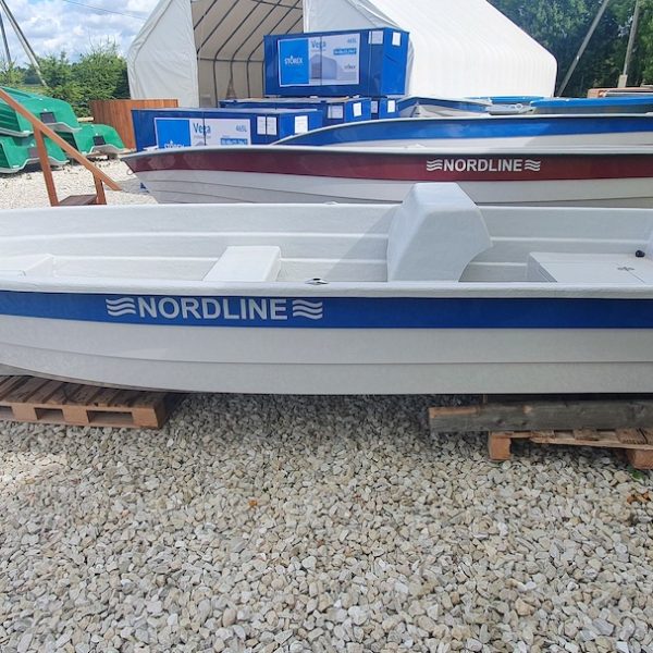 Mootorpaat Nordline 465 roolikonsooliga kaugjuhtimisega Mootorpaat Nordline 465 roolikonsooliga kaugjuhtimisega