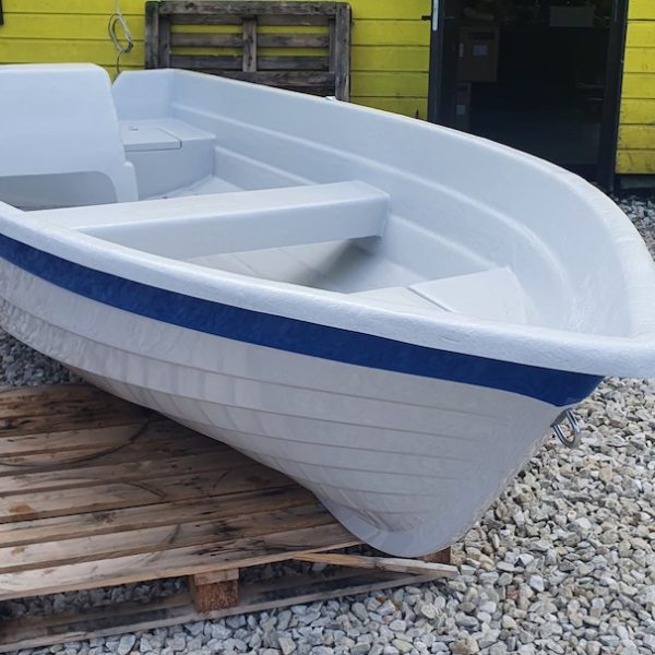 Mootorpaat Nordline 465 roolikonsooliga plastikust Mootorpaat Nordline 465 roolikonsooliga plastikust