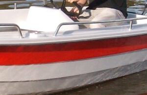 Eraldi värviga küljetriip