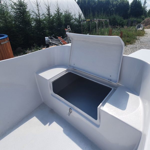 Mootorpaat Nordline 420 ahtris panipaik plastikpaat Mootorpaat Nordline 420 ahtris panipaik plastikpaat